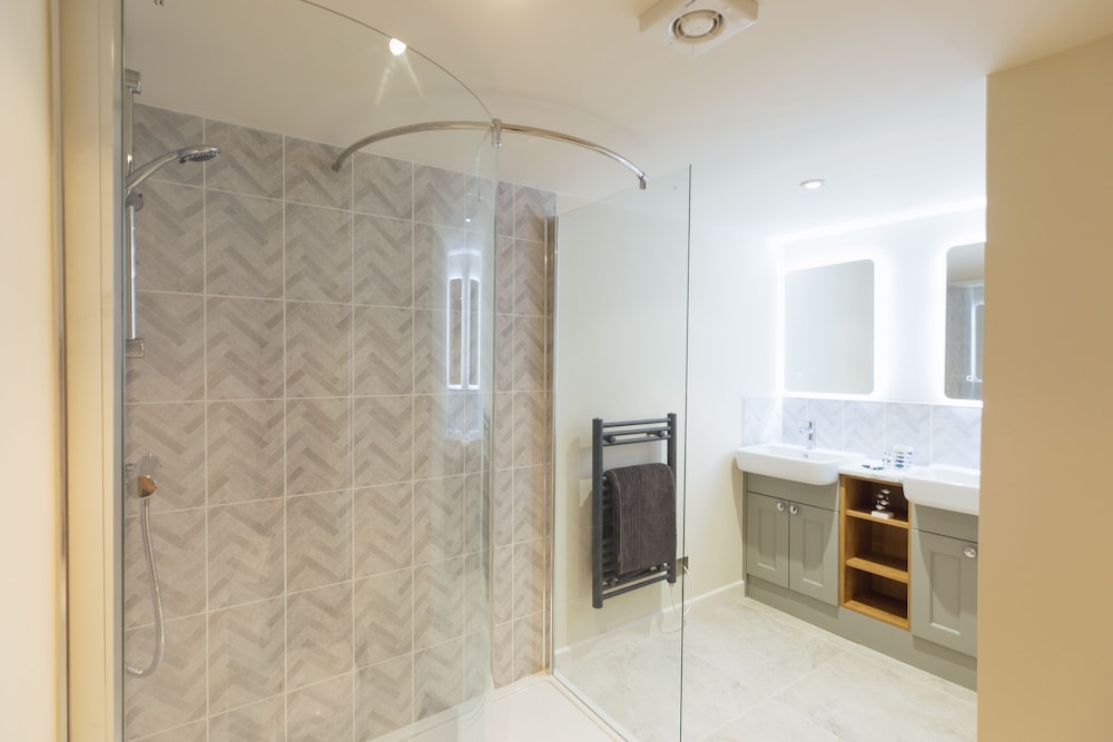 ty hotel milford waterfront