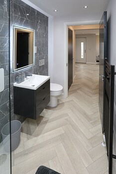 no1 luxury service apartments