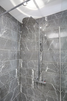 no1 luxury service apartments