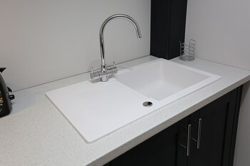 no1 luxury service apartments
