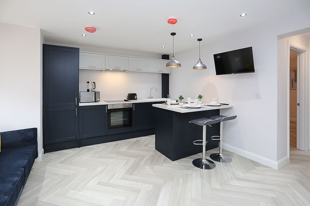 no1 luxury service apartments