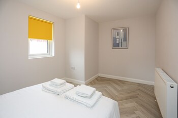 no1 luxury service apartments