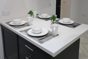 no1 luxury service apartments