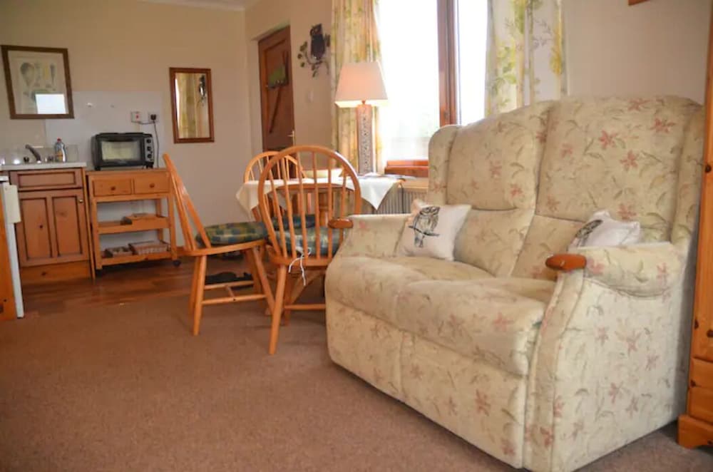 orchard house lodges by ecohuman