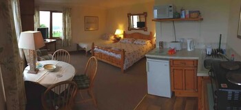 orchard house lodges by ecohuman