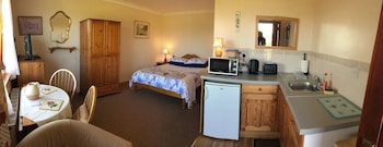 orchard house lodges by ecohuman