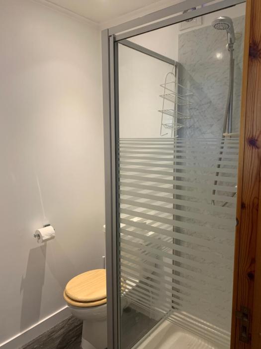 orchard house lodges by ecohuman