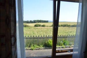 orchard house lodges by ecohuman