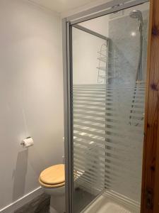 orchard house lodges by ecohuman