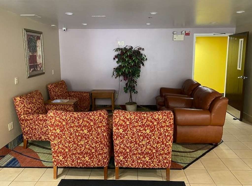 all seasons inn and suites