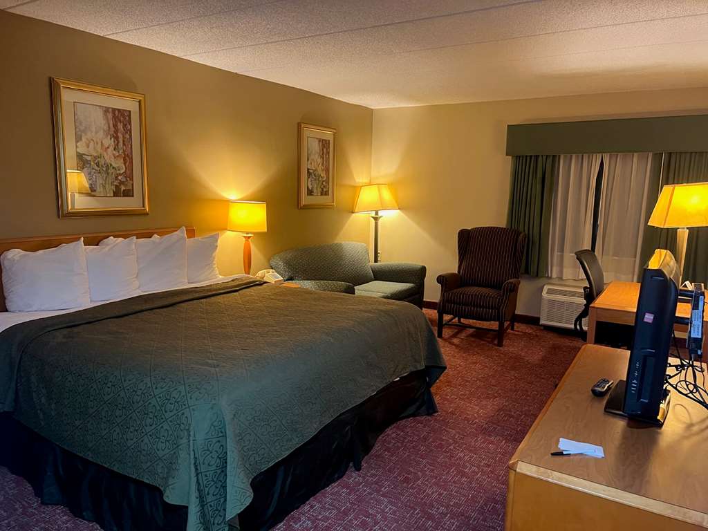 all seasons inn and suites