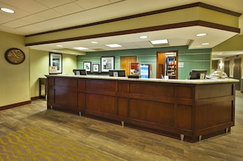 Hampton Inn & Suites Providence/Warwick-Airport,Warwick>>Providence,4 star