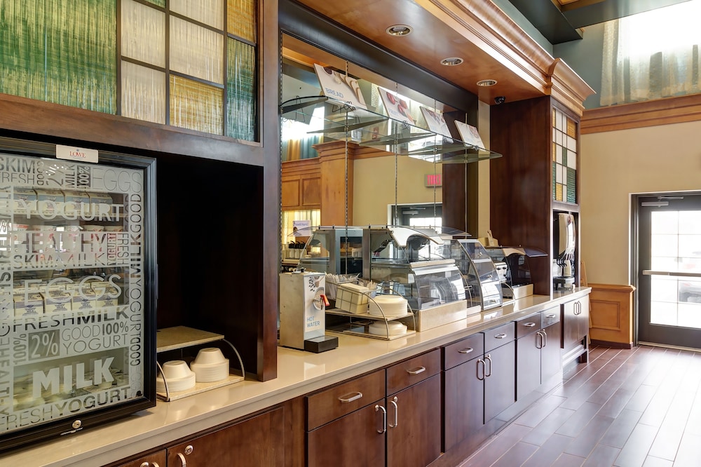 holiday inn express hotel and suites warwick providence arpt by ihg