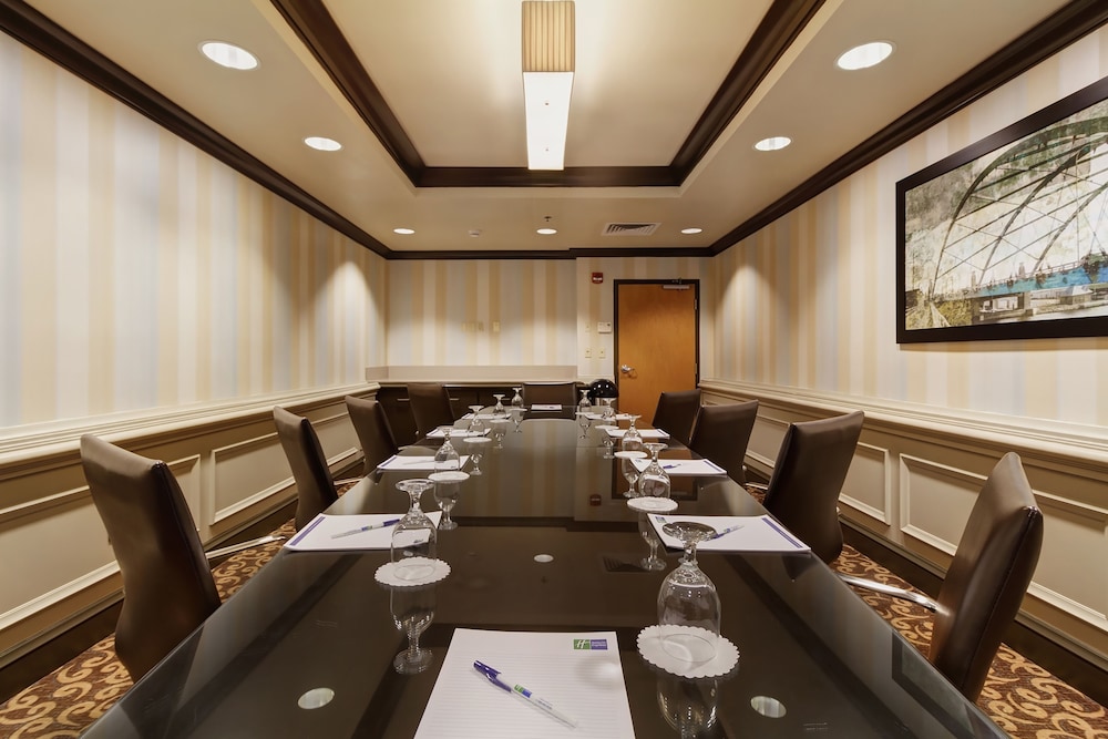 holiday inn express hotel and suites warwick providence arpt by ihg