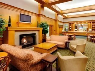 holiday inn express hotel and suites warwick providence arpt by ihg