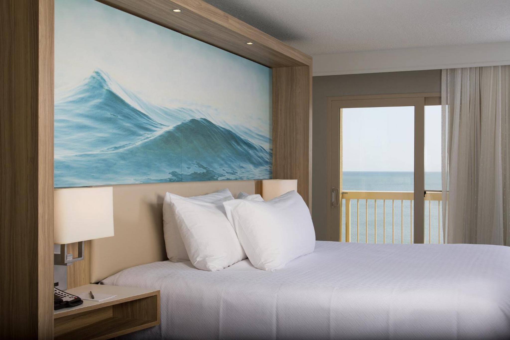 crowne plaza melbourne oceanfront by ihg