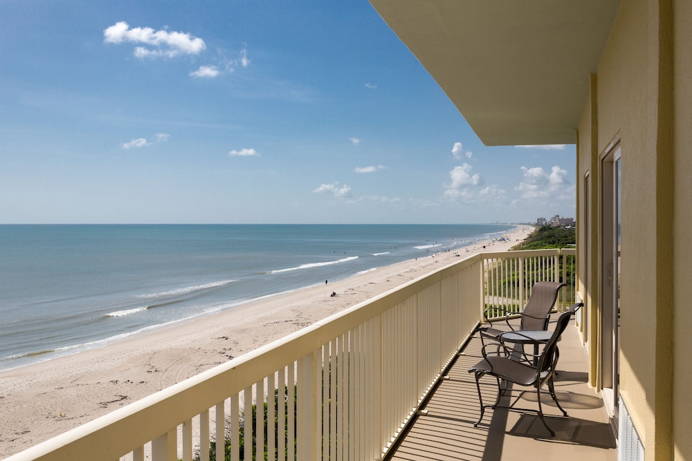 crowne plaza melbourne oceanfront by ihg