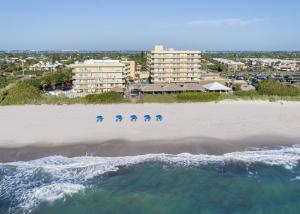 crowne plaza melbourne oceanfront by ihg