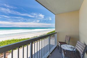 crowne plaza melbourne oceanfront by ihg