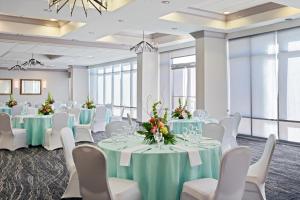 crowne plaza melbourne oceanfront by ihg