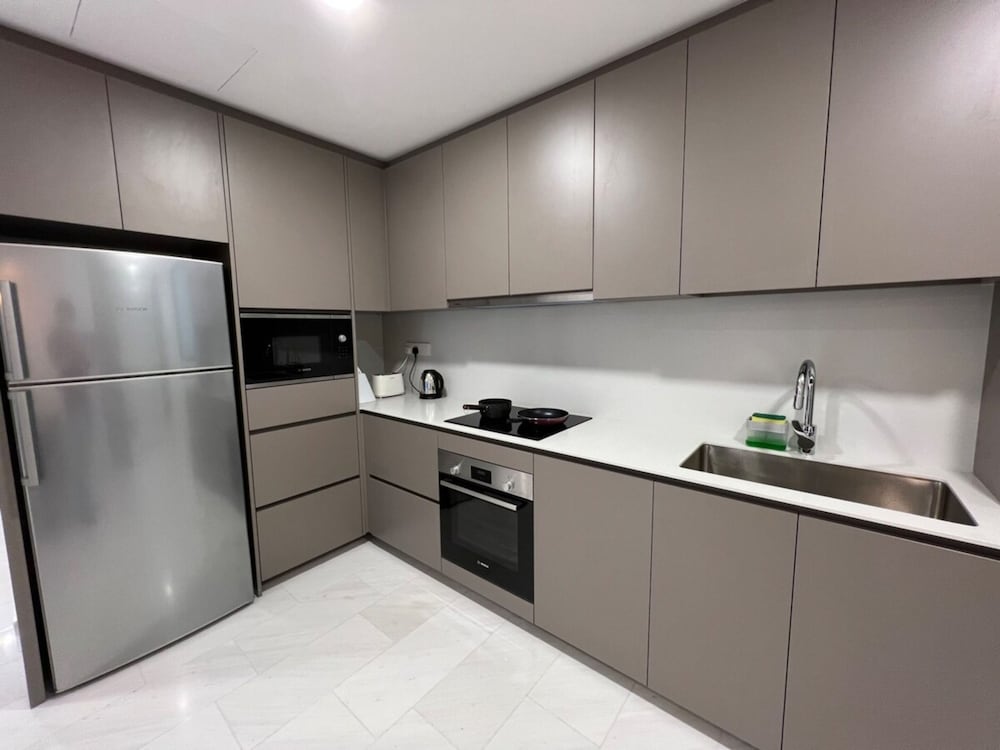eaton serviced suite klcc