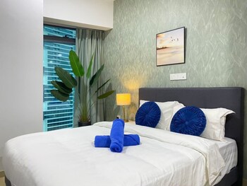 eaton serviced suite klcc
