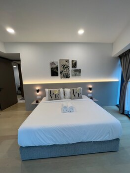 eaton serviced suite klcc