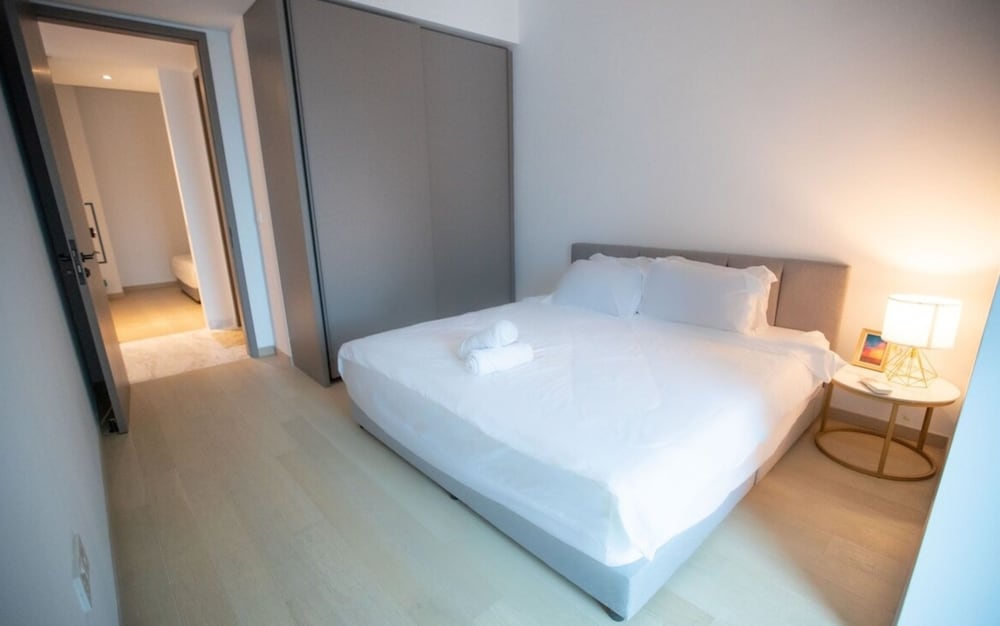 eaton serviced suite klcc