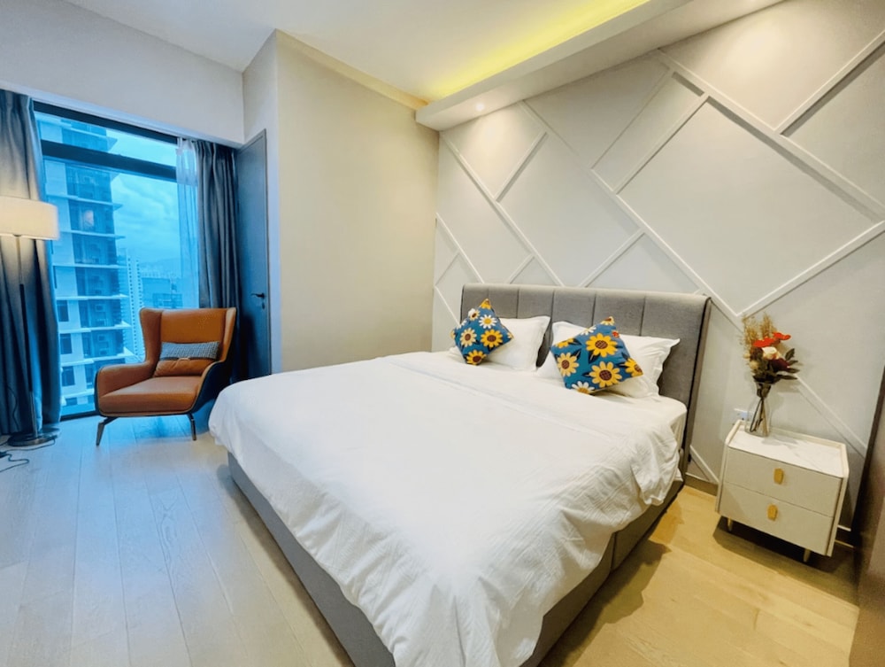 eaton serviced suite klcc