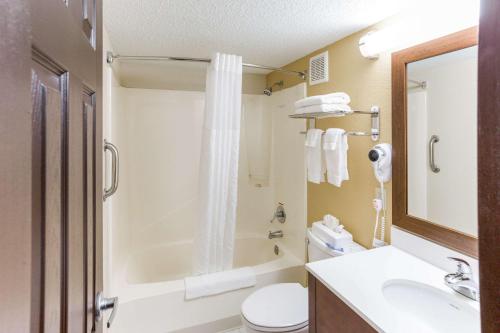 Quality Inn & Suites,New York>>Clinton,3 star