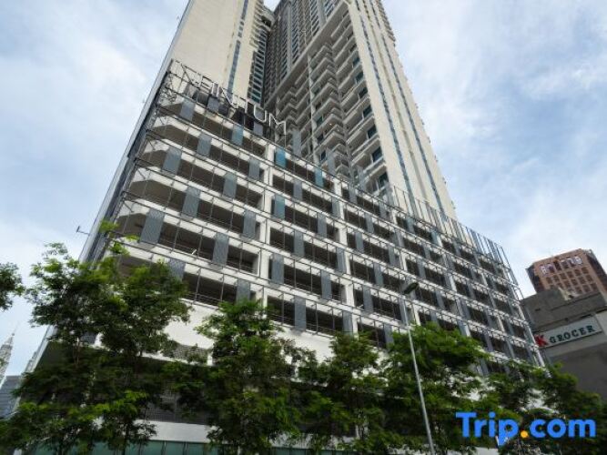 greystone colony klcc
