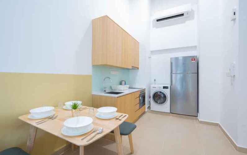 greystone colony klcc