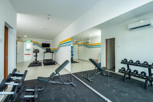 the signature serviced suites puchong