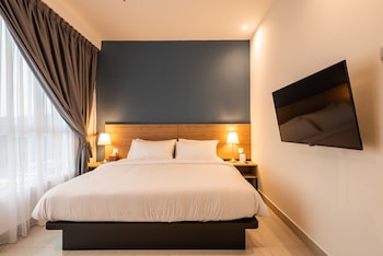 the signature serviced suites puchong