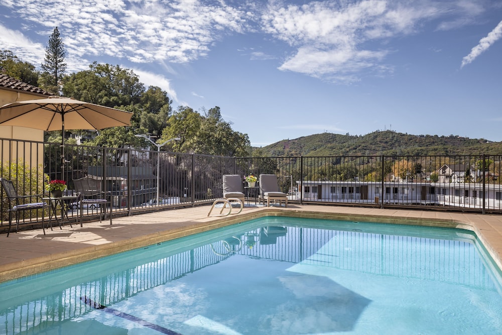sonora inn