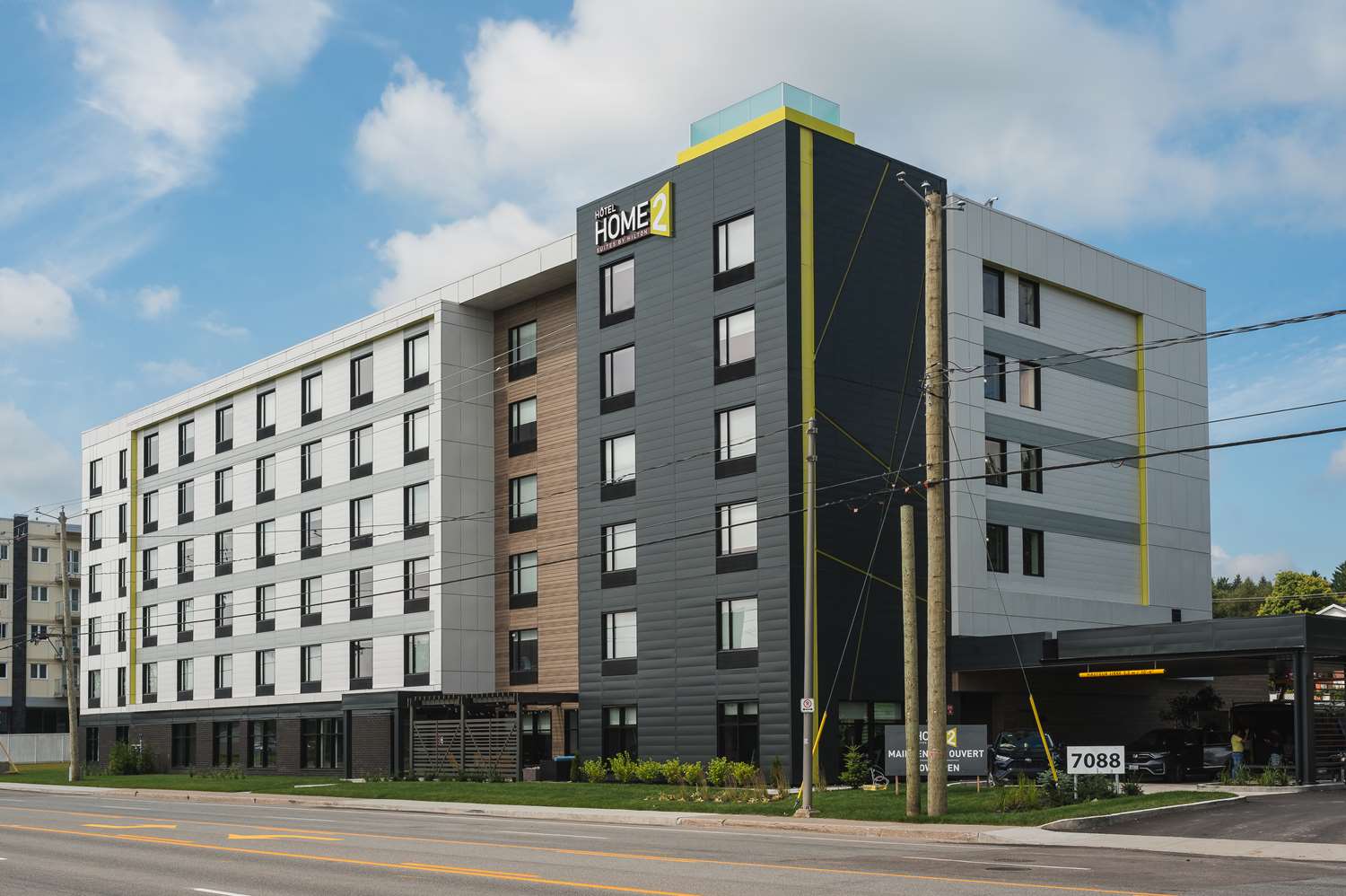 home2 suites by hilton quebec city