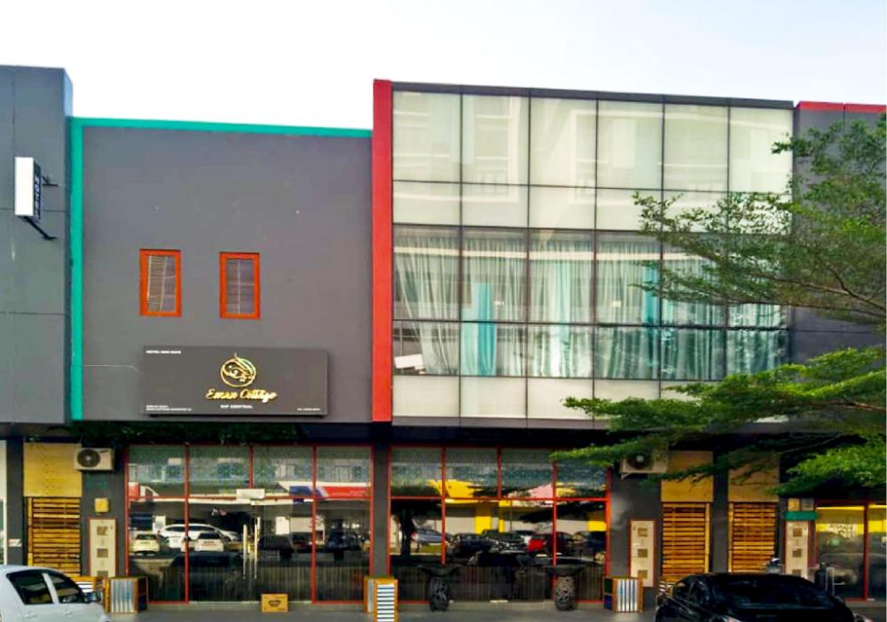 eman cottage kip sentral klia1 and klia2