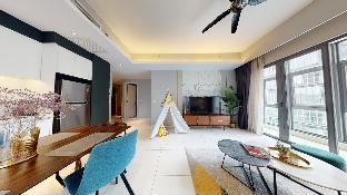 wifi 100mbps 5min walk to pavillion netflix 2pool