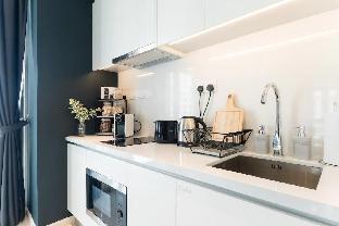 wifi 100mbps 5min walk to pavillion netflix 2pool