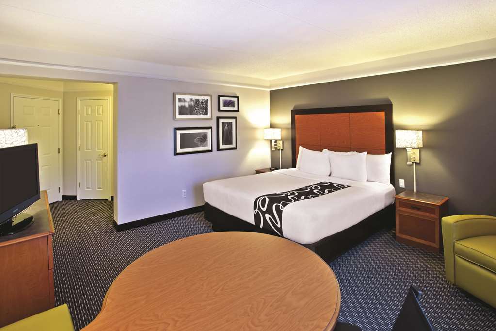 la quinta inn and suites by wyndham birmingham homewood