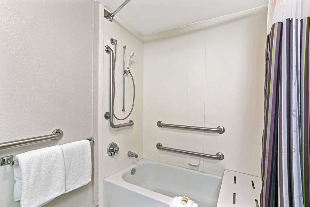 la quinta inn and suites by wyndham birmingham homewood