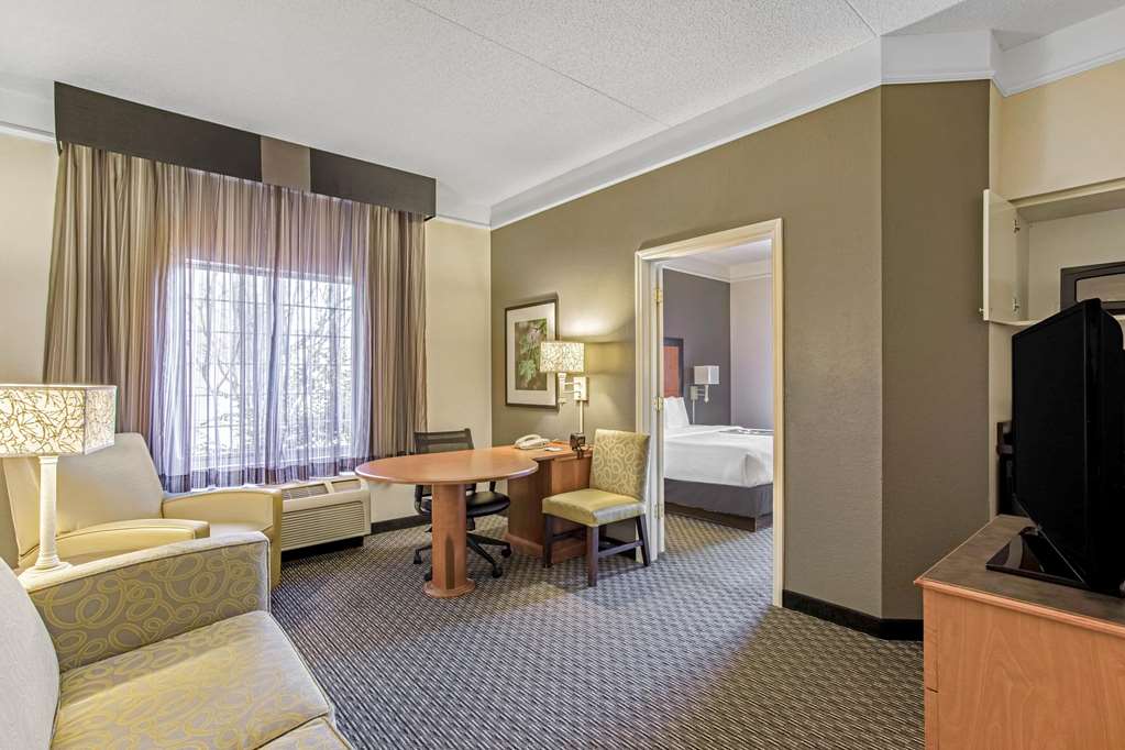 la quinta inn and suites by wyndham birmingham homewood