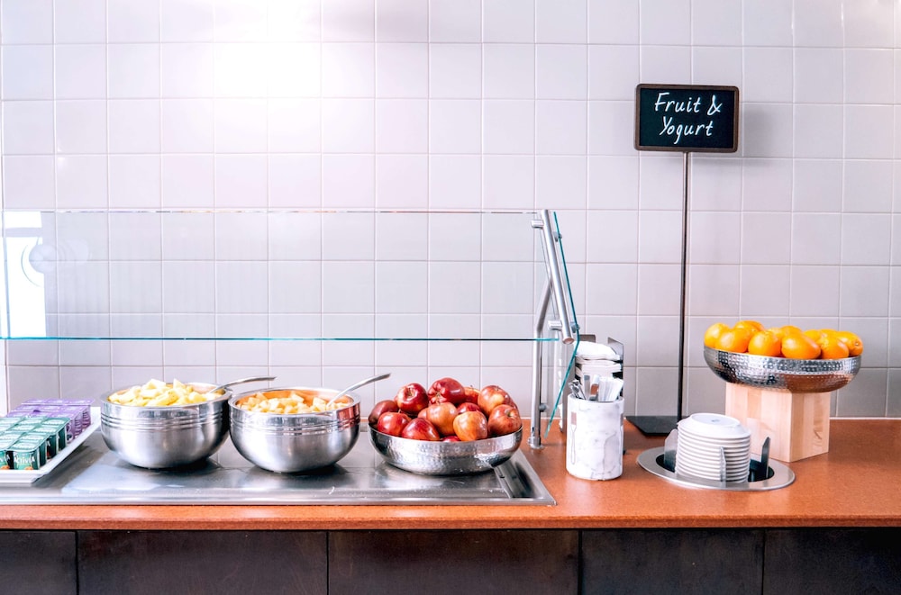 embassy suites corpus christi