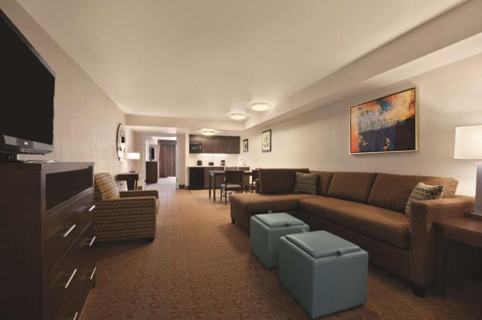 embassy suites corpus christi