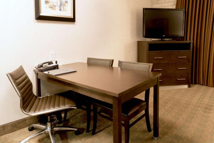 embassy suites corpus christi