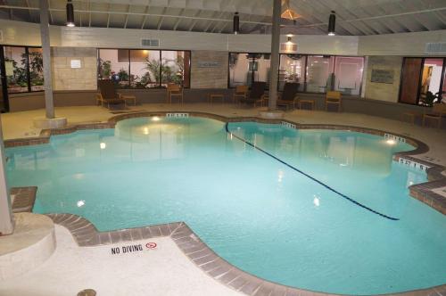 embassy suites corpus christi