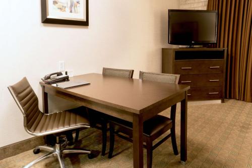 embassy suites corpus christi