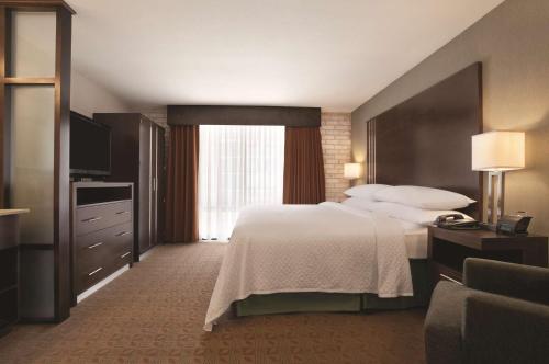 embassy suites corpus christi