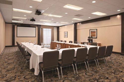 embassy suites corpus christi