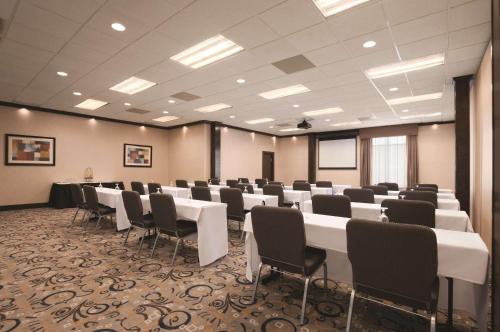embassy suites corpus christi